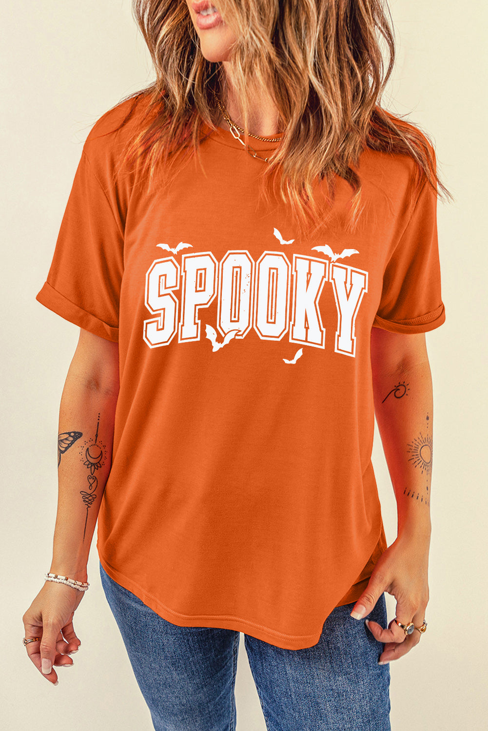 เสื้อยืดคอกลมพิมพ์ลาย SPOOKY สีส้มสำหรับวันฮาโลวีน
